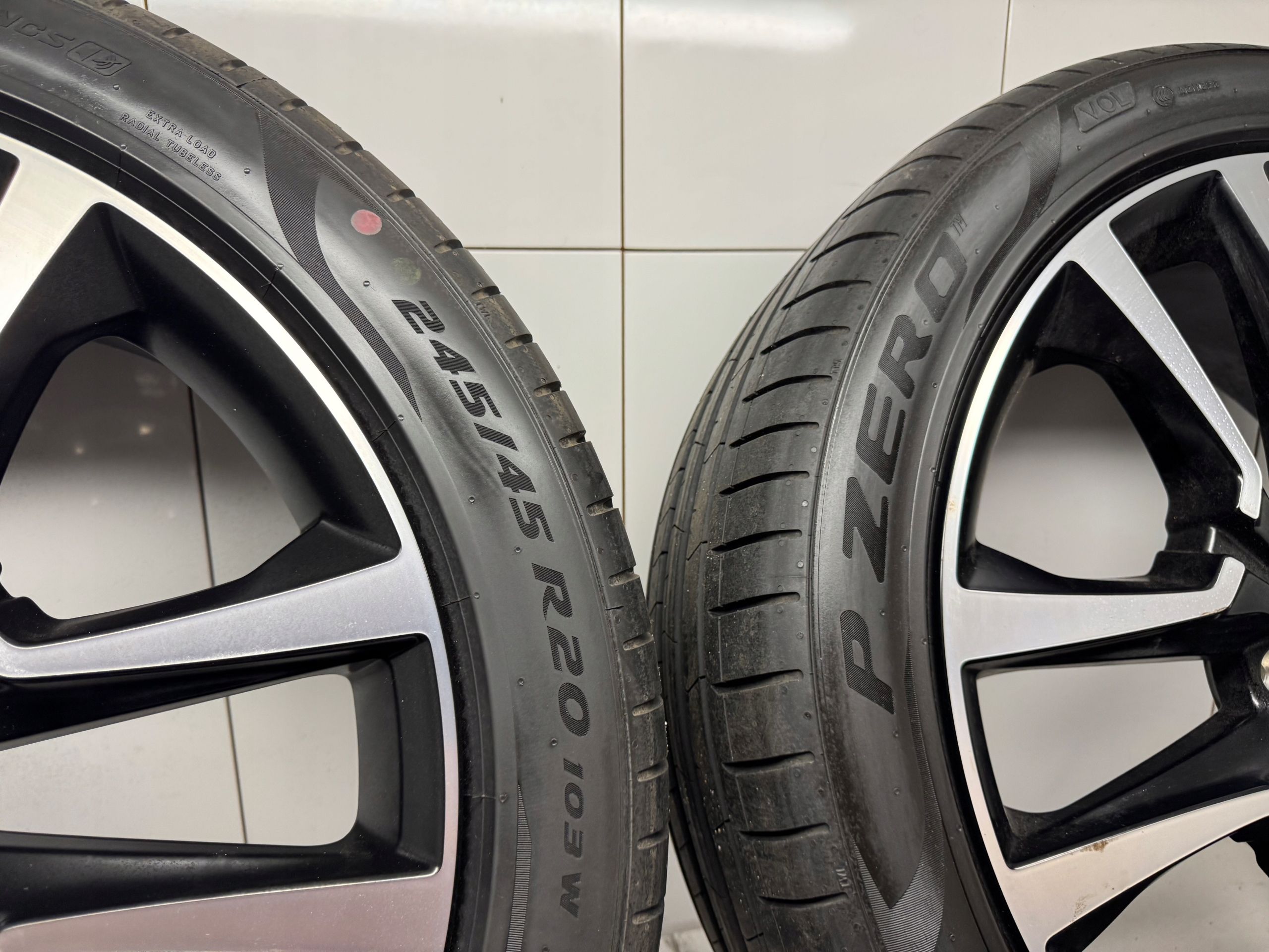 Kola Felgi 20 Volvo V90 V70 r Design Oem Opony Nowe !