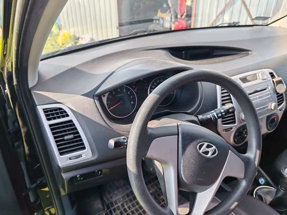Sprzedam Hyundaia i 20 B_Gaz