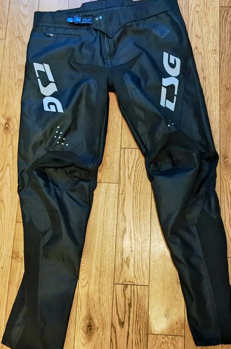 TSG TRAILZ DH enduro mtb czarne spodnie rowerowe wodoodporne