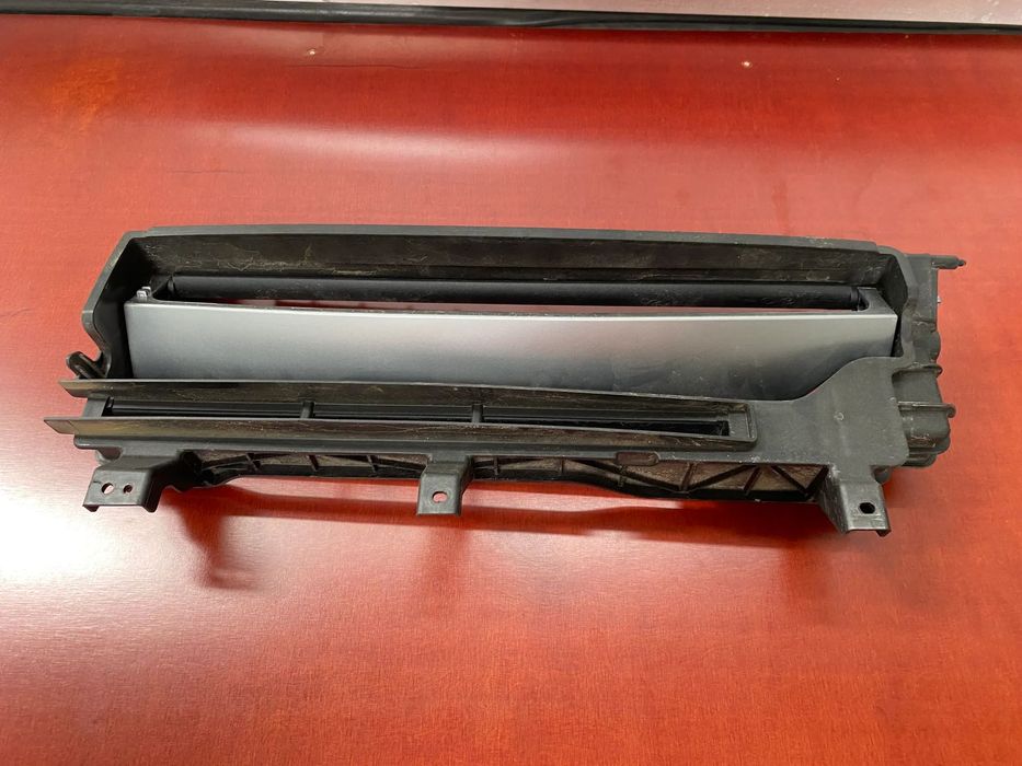 HYUNDAI IONIQ 5 roleta żaluzja prawa 86990-G1000