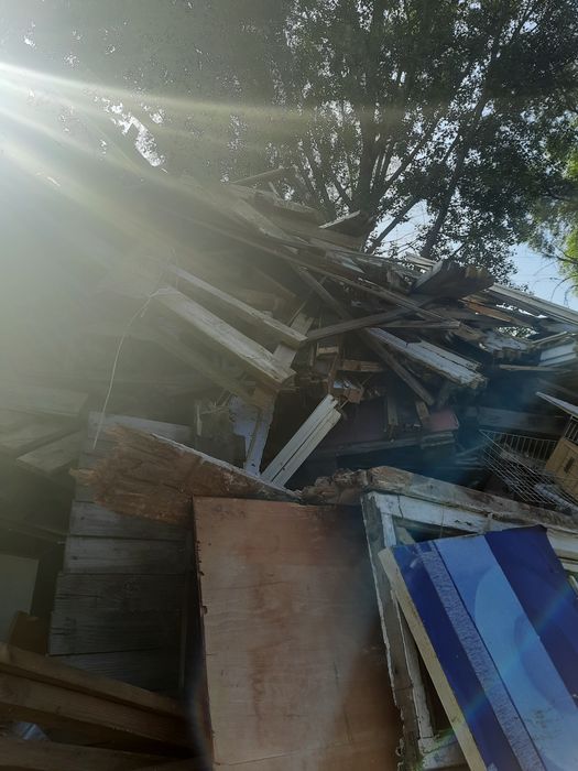 Продам дрова, тирсоплита, рейки ,двері ,вікна