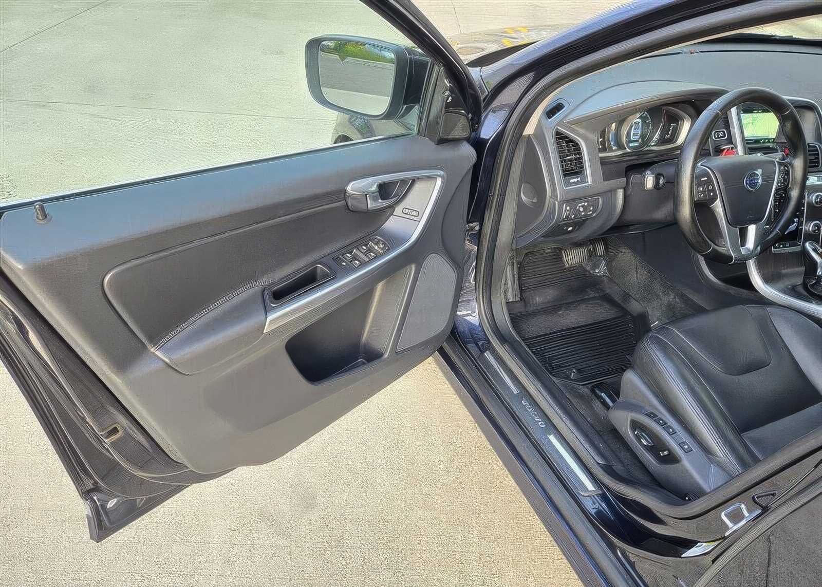 2016 Volvo XC60 T5 Premier