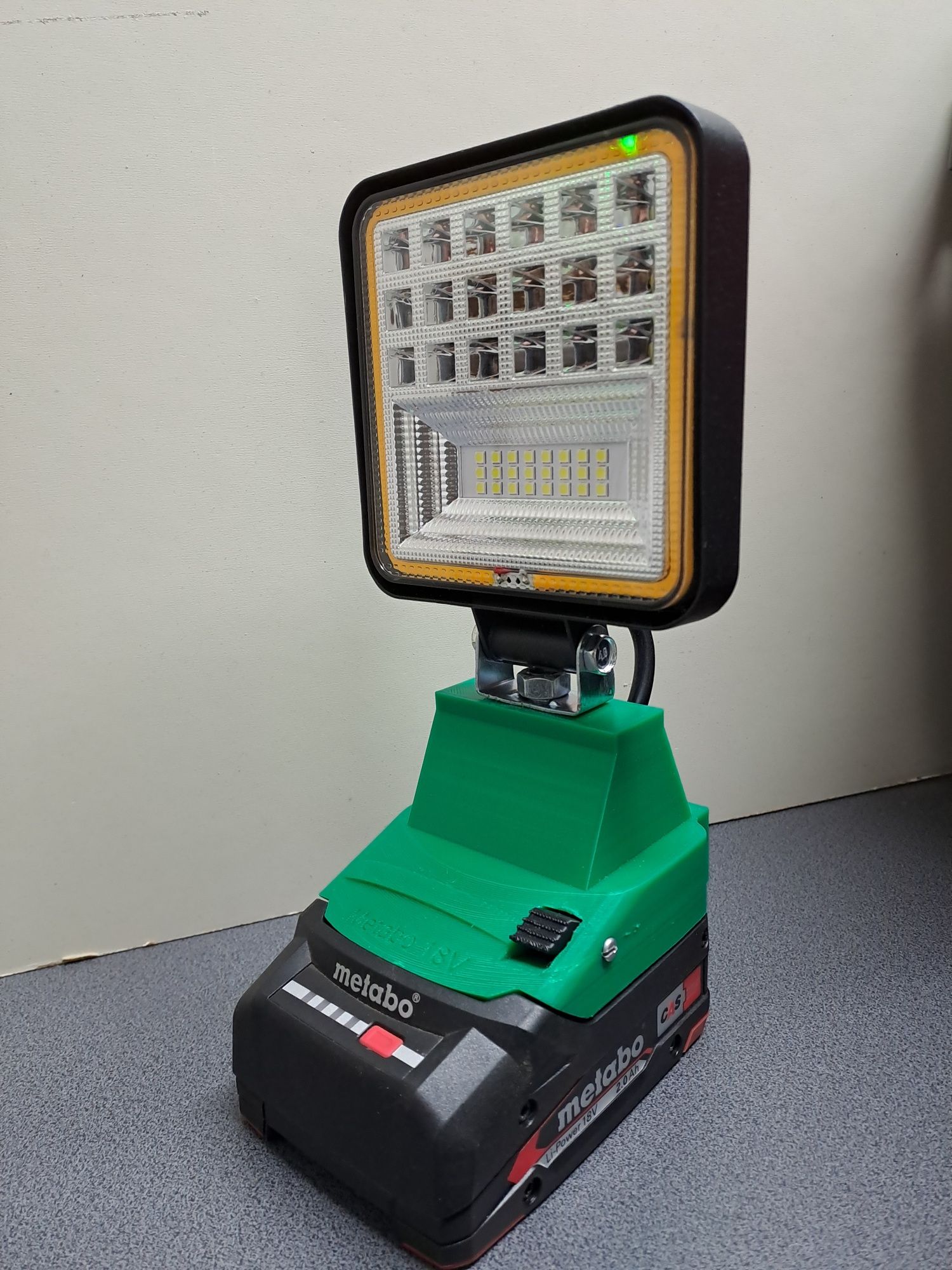 Lampa, halogen 120W na akumulator Metabo 18V