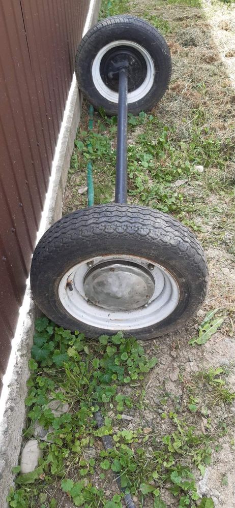 Продам вісь з колесами від запорожця