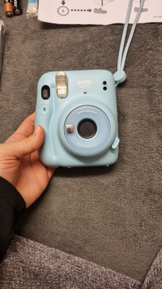 Фотоапарат Instax mini 11