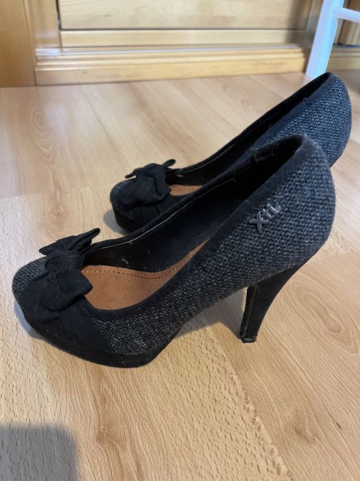 Sapatos salto alto