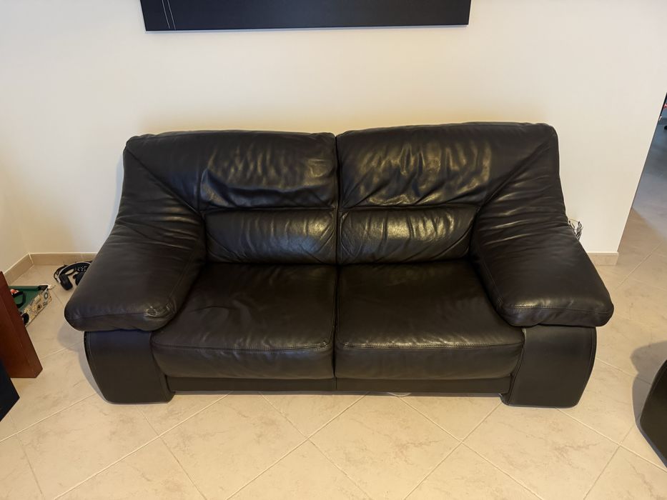 Sofas em pele em Bom estado