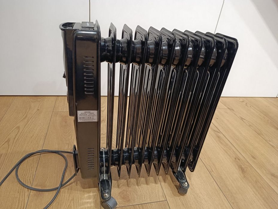Grzejnik olejowy 11 żeberek Volteno 2500W