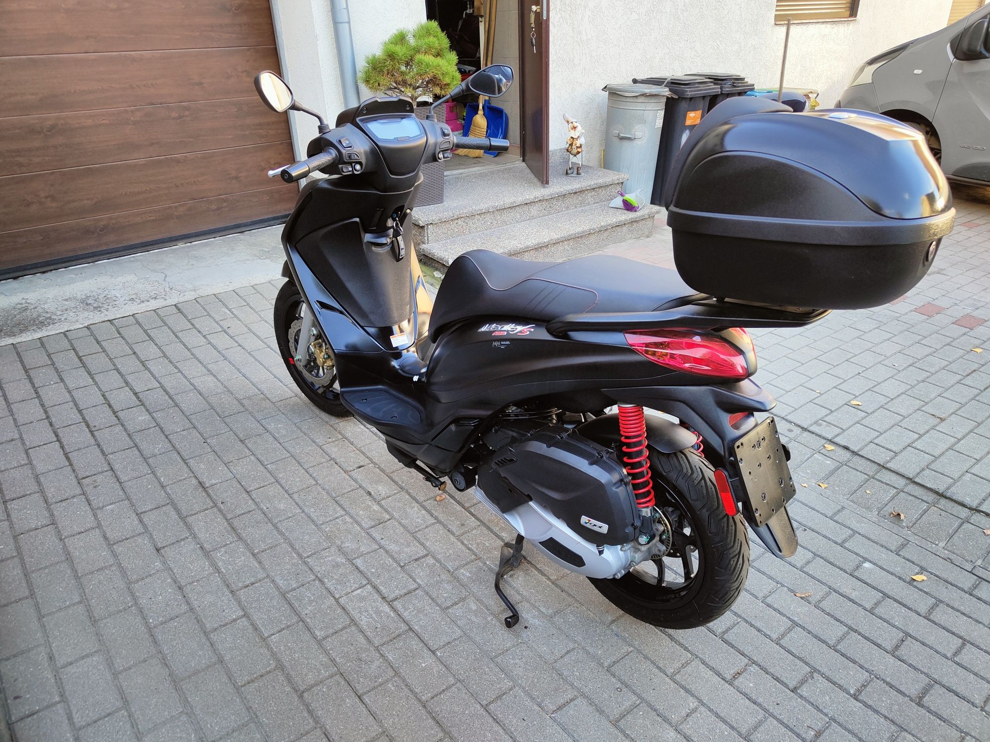Piaggio Medley 125 ABS Transport