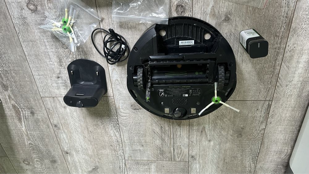 iRobot Roomba model e5.