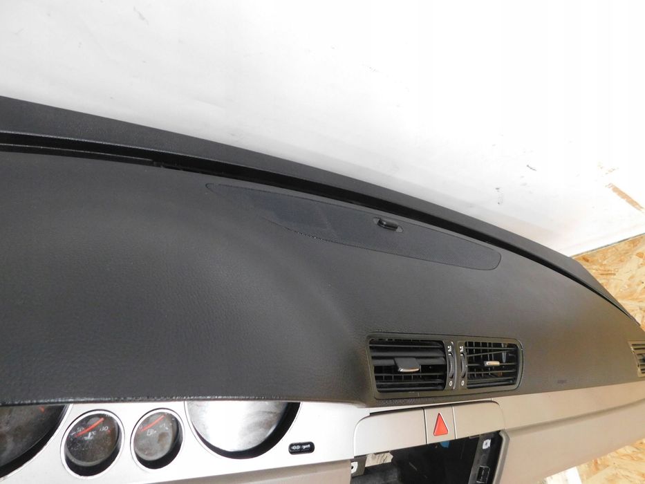 deska rozdzielcza airbag napinacze vw passat b6