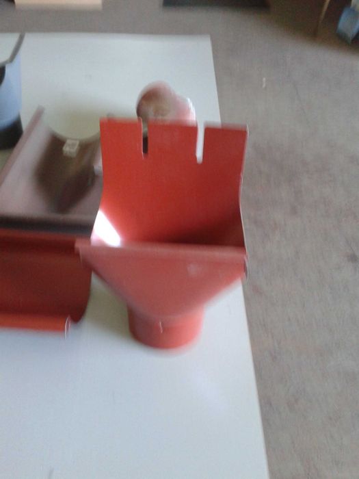 Narożnik rynny stalowy