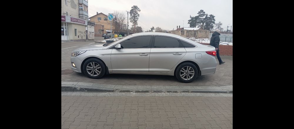 Хюндай соната в харошем состоянии звоните влюбое время