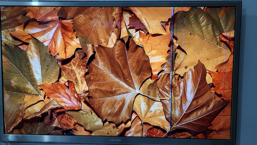 Телевізор Samsung 65 дюймів, з дефектом екрана