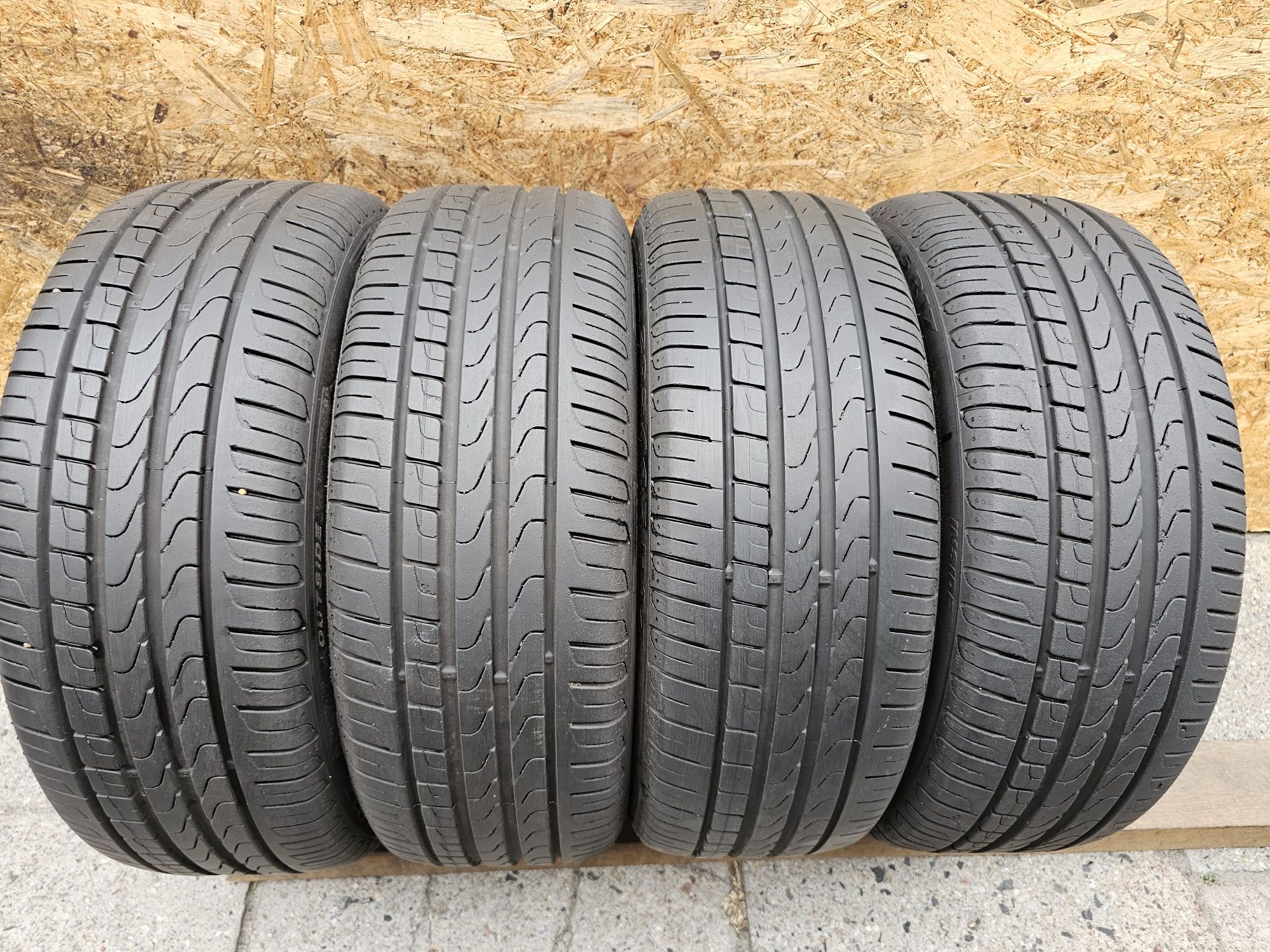 BDB Stan!!  6mm. 205/45 r17 Pirelli Cinturato P7. RUNFLAT. 0317