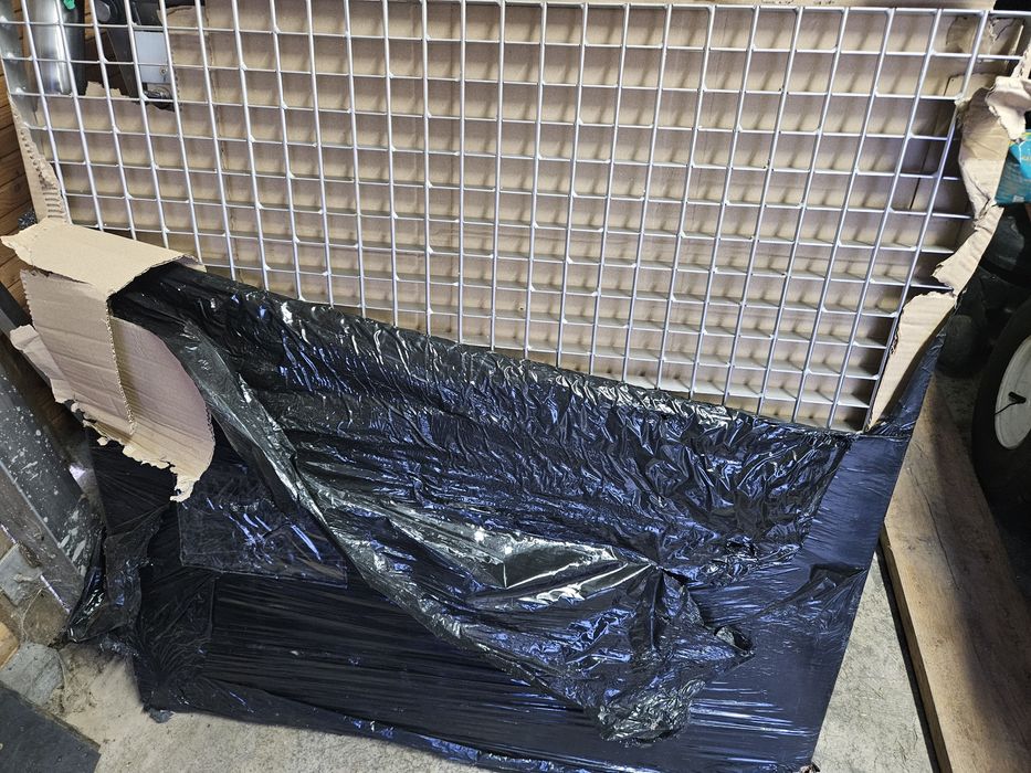 Krata wema, pomostowa nierdzewna