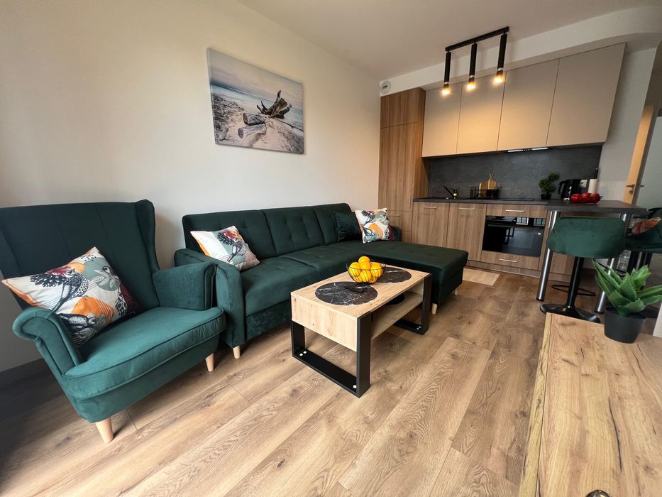 Apartament Nadole nad jeziorem Żarnowieckim z linią brzegową Kaszuby