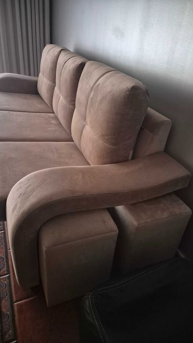 Sofá Sala 5 lugares + 2 bancos