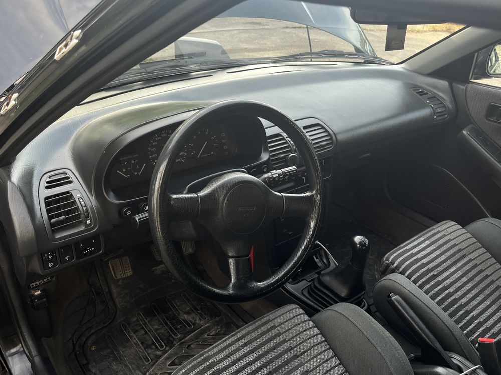Продам Mazda 323f 1991