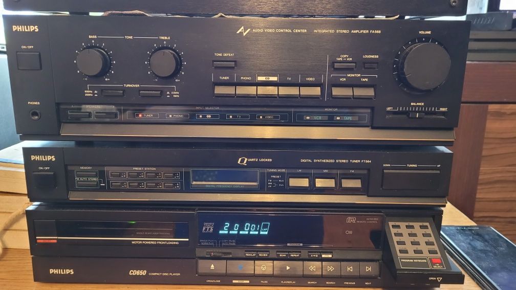 Zestaw Philips fa 568 cd Philips 650 Tuner stan bdb