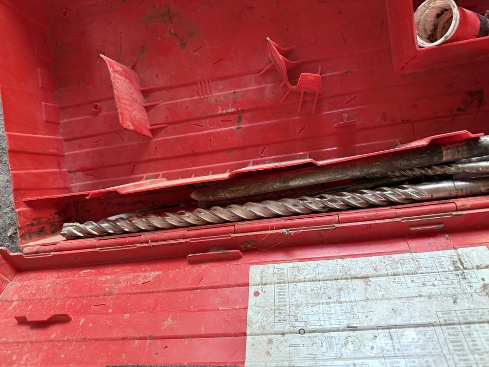 Młot wiercąco kujący Hilti TE 76P ATC sds max
