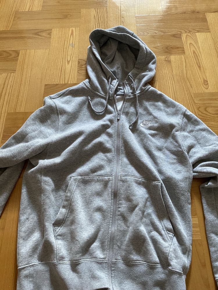 Szara bluza  nike rozpinana