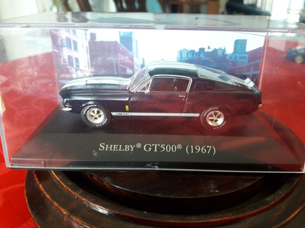 Carro miniatura Shelby Gt 500