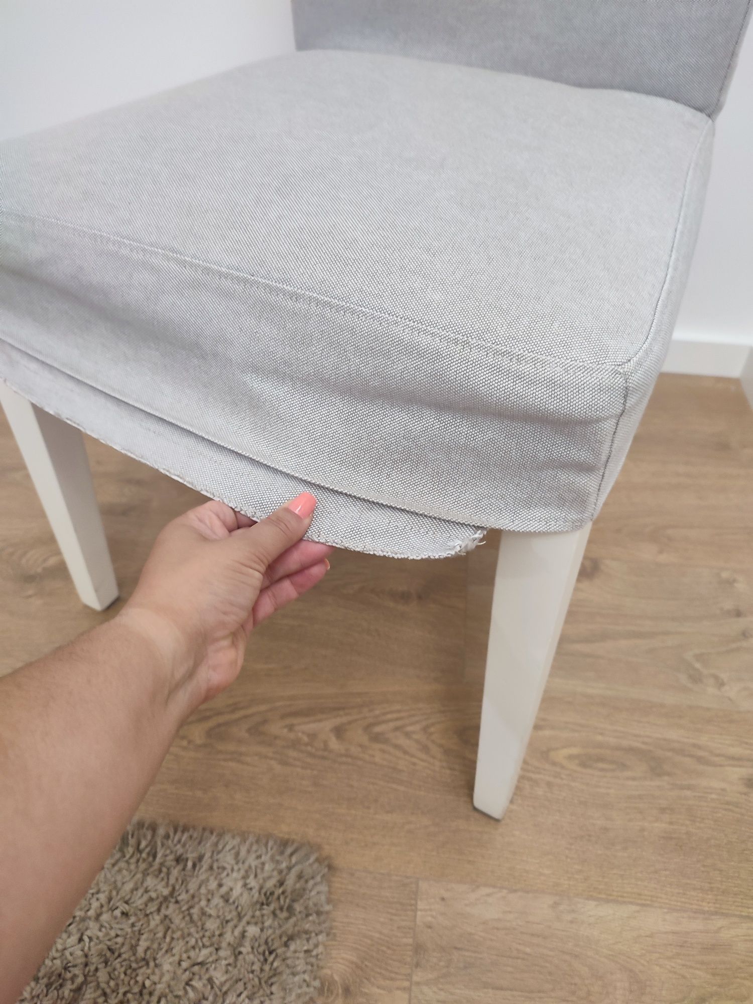 Cadeira IKEA c/ capa cinza