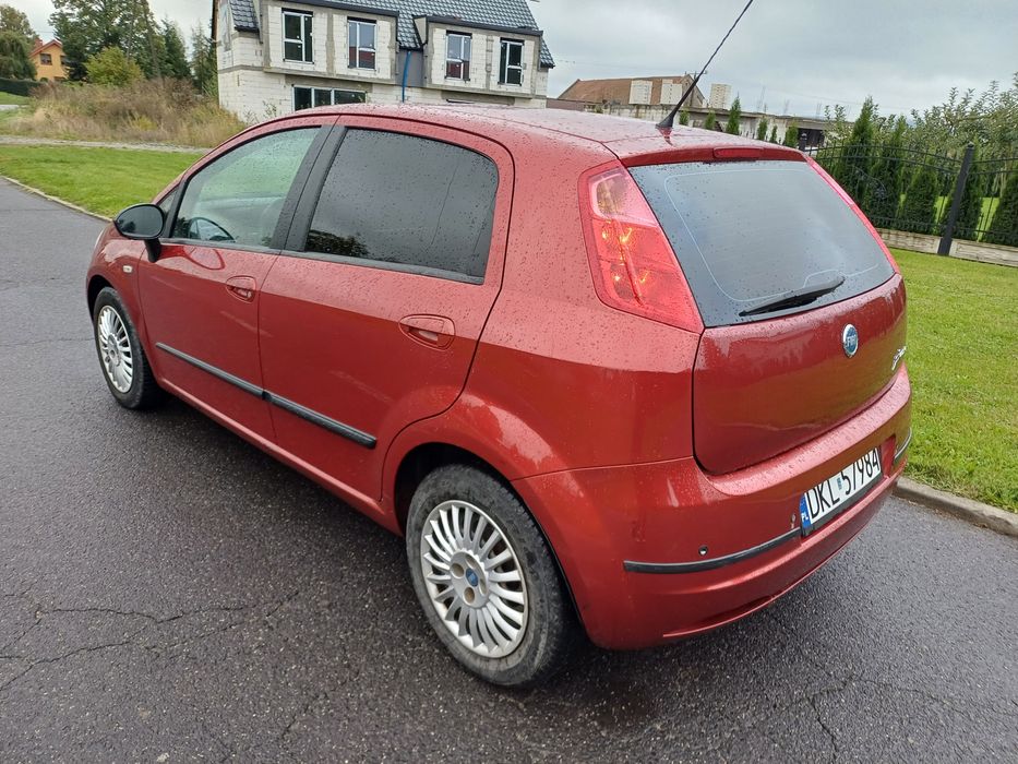 Fiat Grande Punto 2007r 1.4cn Benz klima 6 biegów 140tys przebiegu