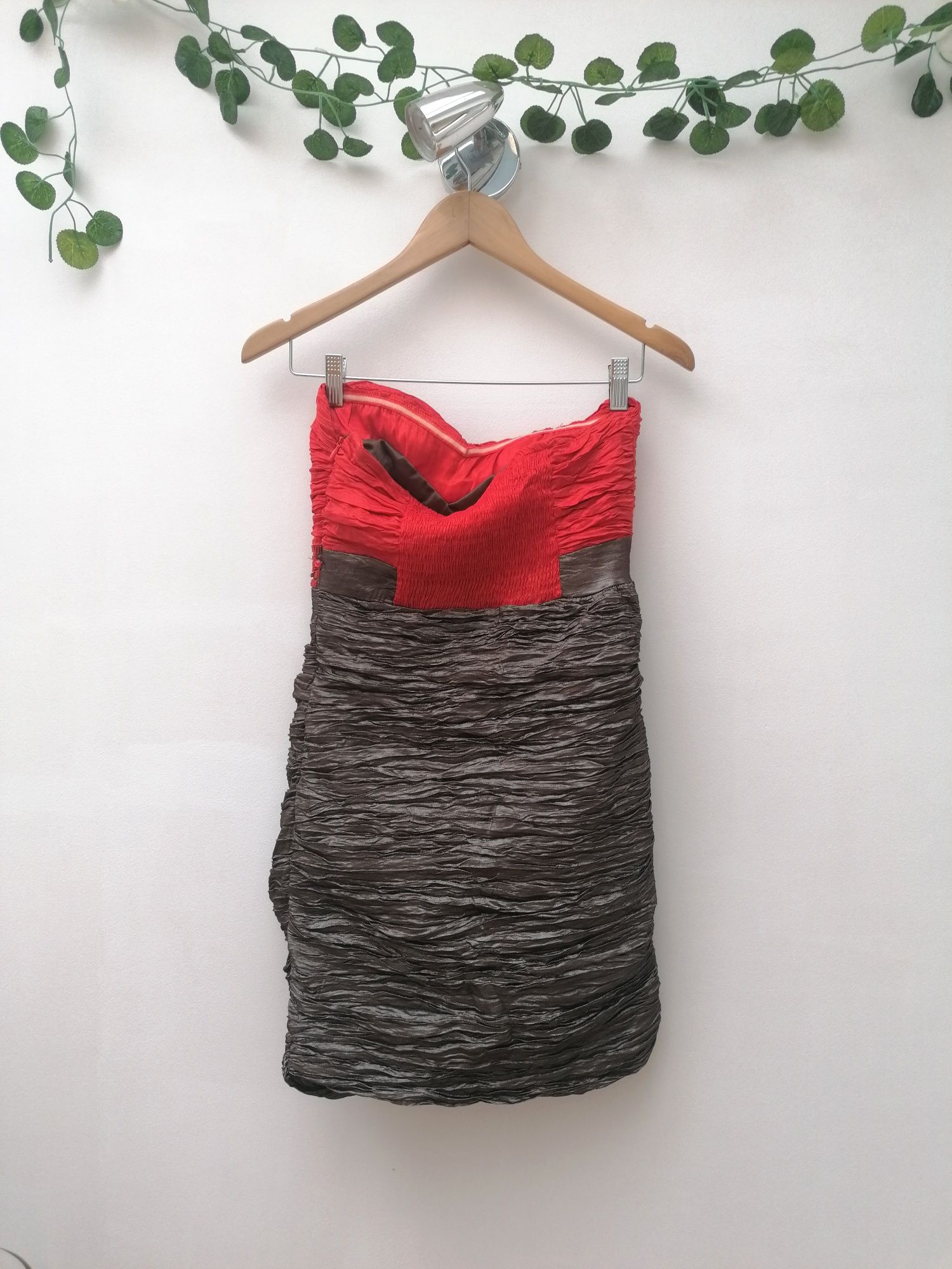 Vestido sem alças