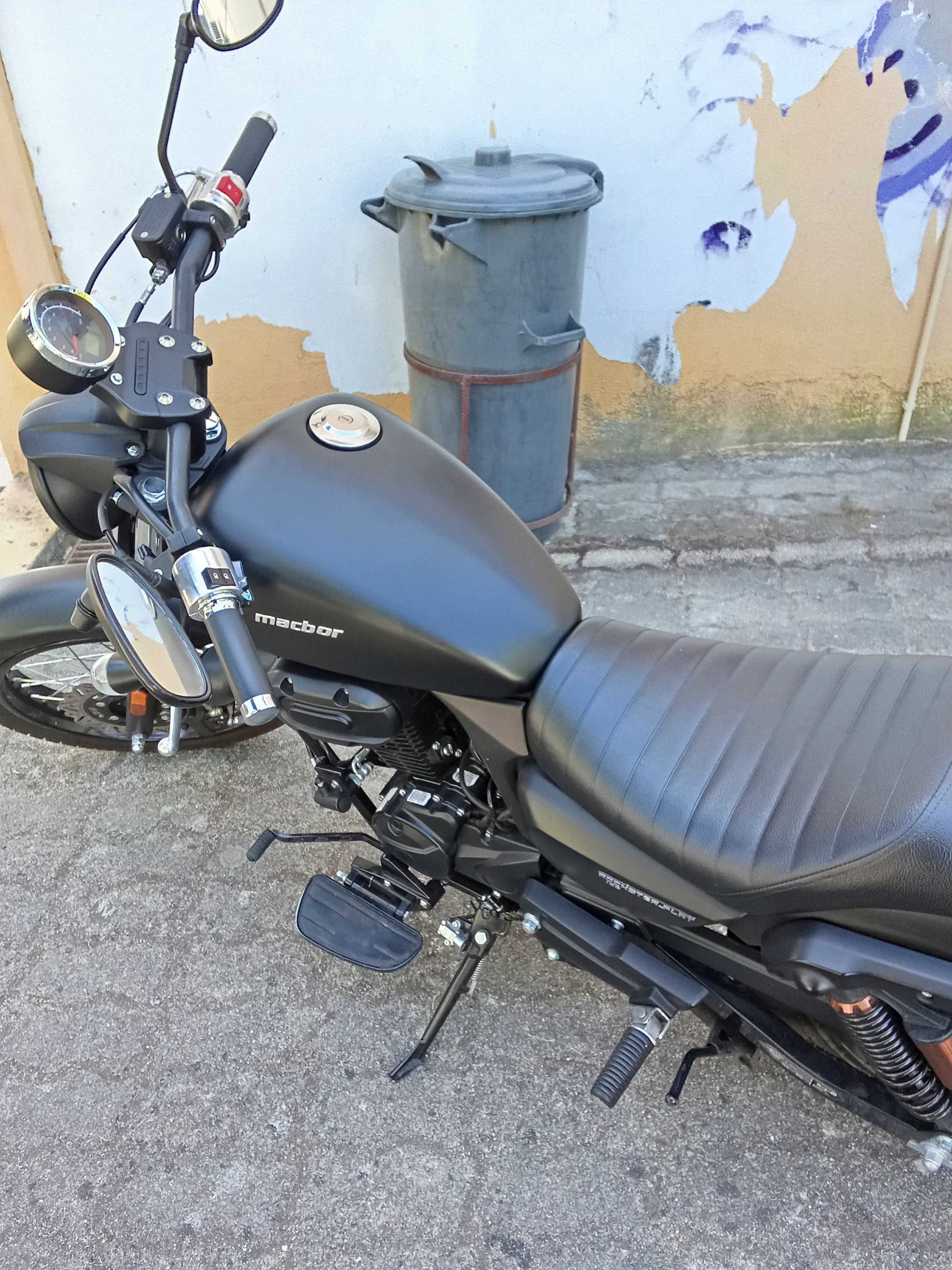 macbor 125 Como nova/ ainda com garantia