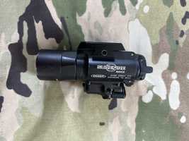 Latarka SureFire X400