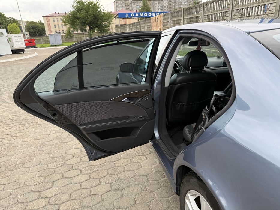Автомобіль Mercedes-benz 2003 року в гарному стані. Телефонуйте