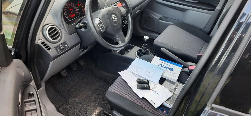 SX4 4×4,klima,navi,hak,Keyles-system,