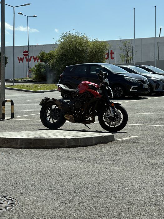 MV Agusta Dragster R 2024