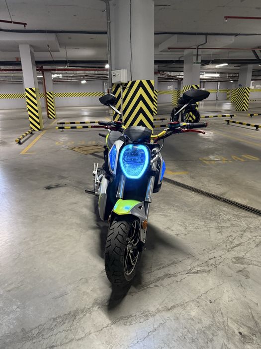 Электромотоцикл 10000w ,ременой привод ,центральный мотор Like.Bike G6