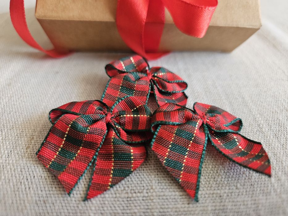 3 szt spinki dla psów pieska święta boże narodzenie akcesoria Ubranko