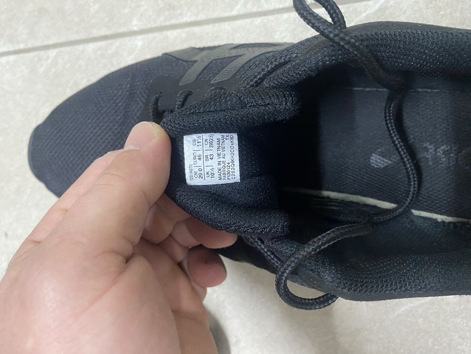 Продам чоловічі кросівки asics gel