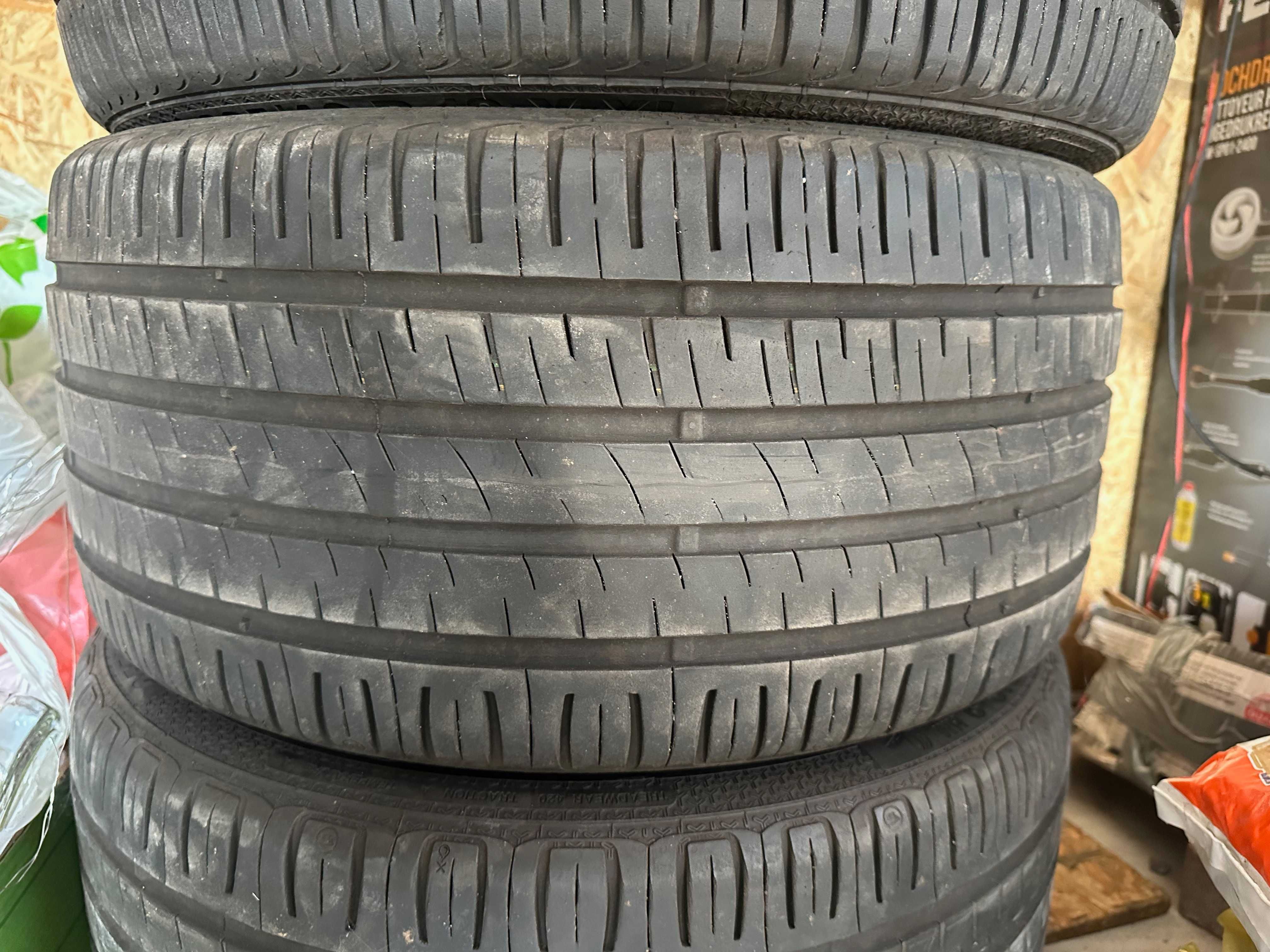 Opony Barum Bravuris 3 225/40 R18, 3 szt + 1 gratis (wytarta)