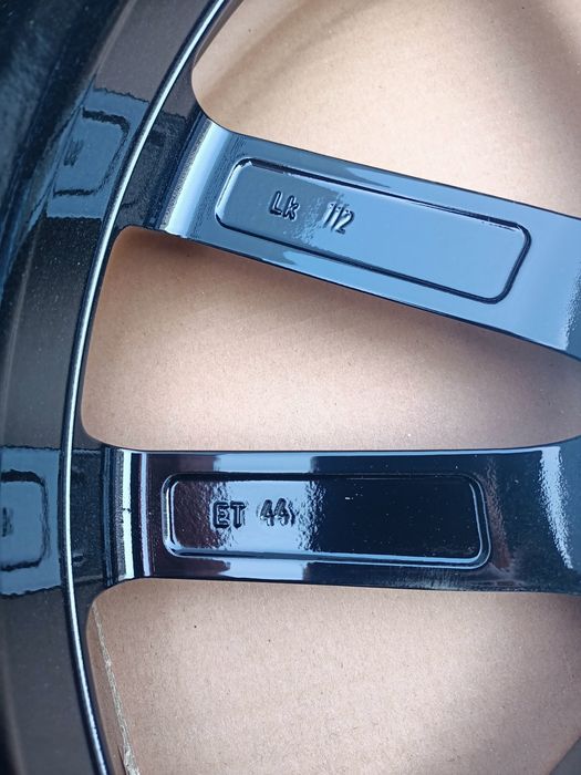 Felgi 19' Borbet 5x112 8jx19 ET44 57,1