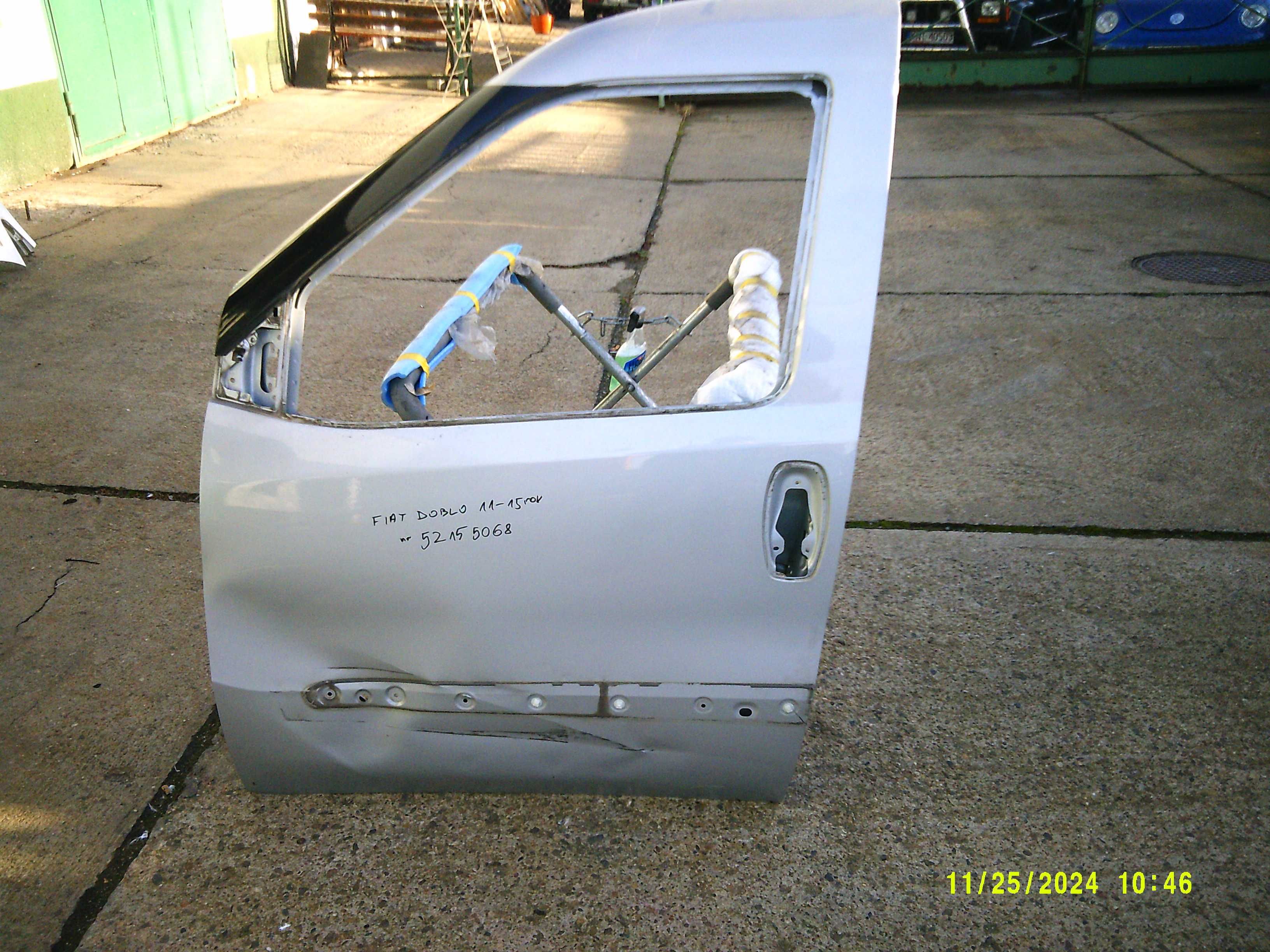 Drzwi przednie lewe- uszkodzone Fiat Doblo 11-15 rok.