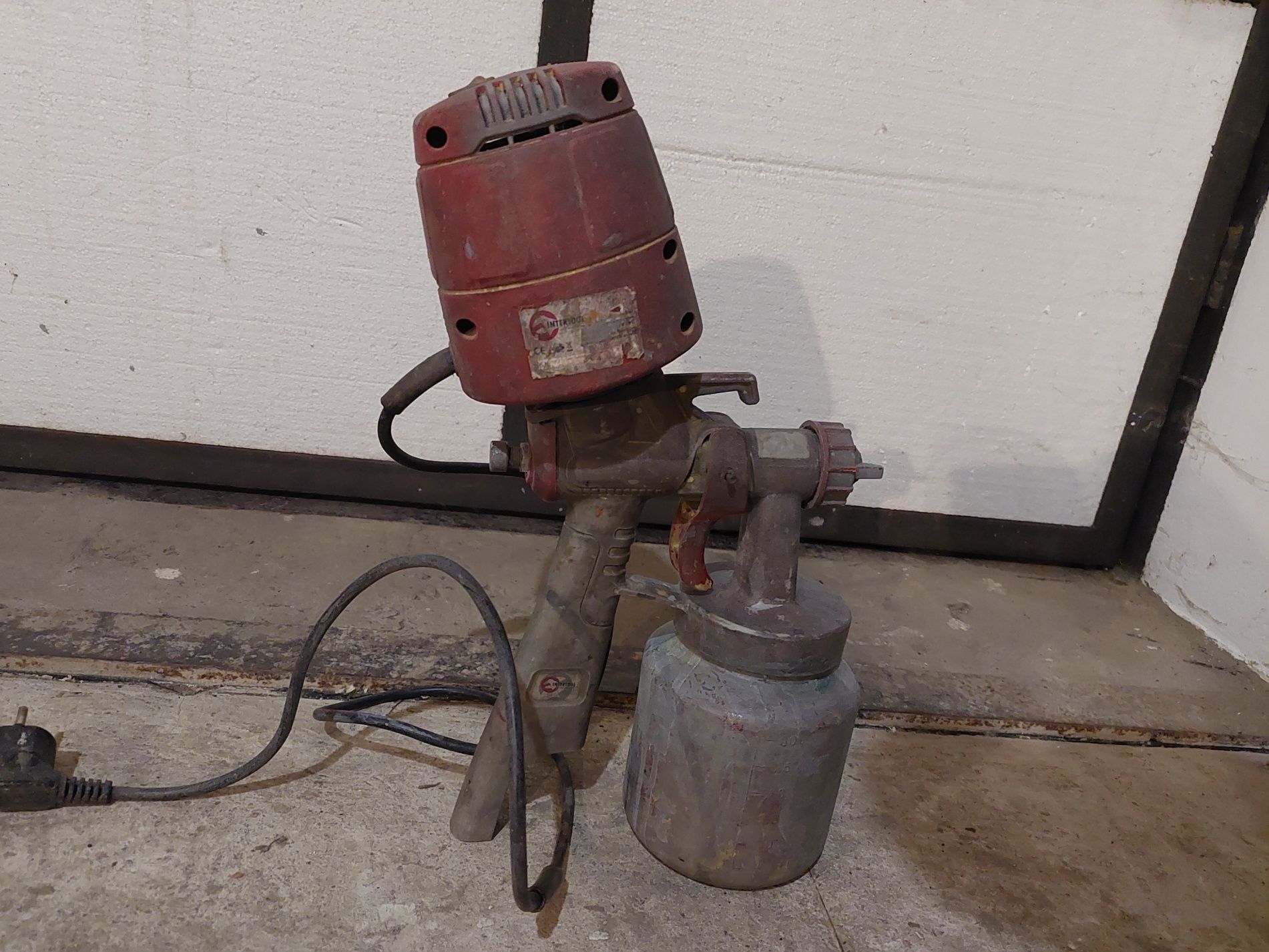 Пістолет покрасочний Intertool DT-5045