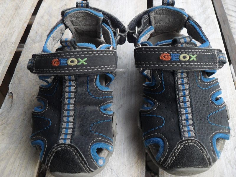 Sandałki GEOX rozmiar 20 regulowane