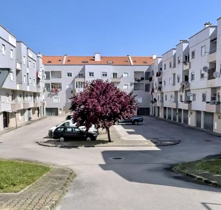 Garagem 87,25m2 em São Francisco