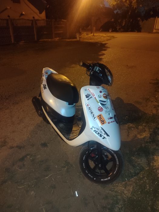 Продаю мопед Yamaha jog 39 ZR