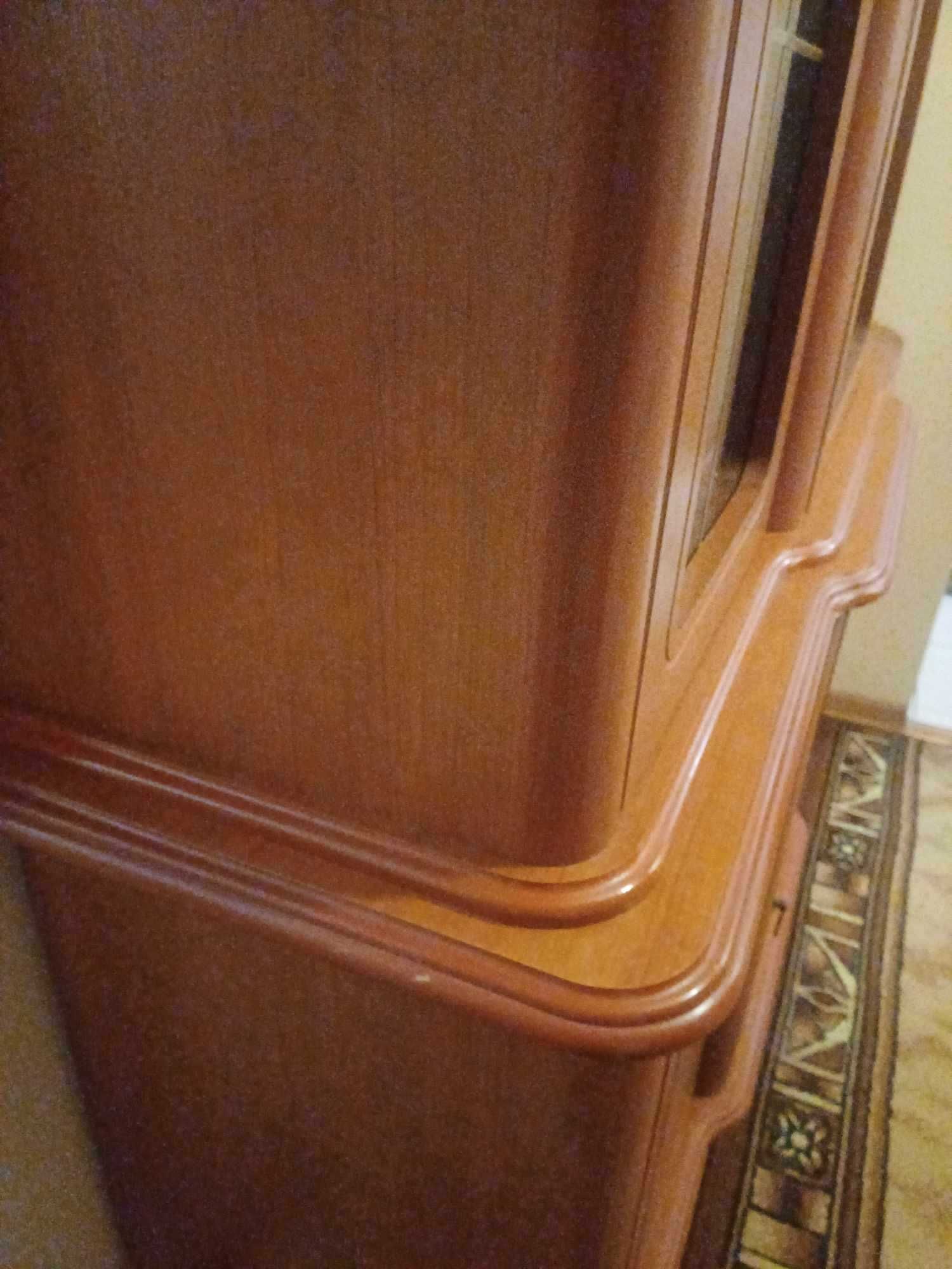 Kredens szafa komoda na szkło naczynia MDF