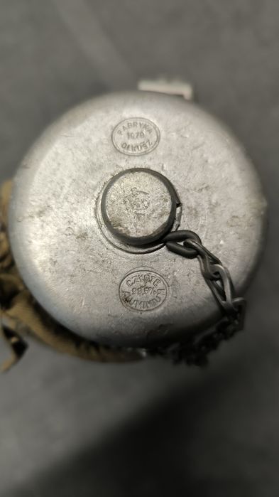 Manierka wojskowa bidon z pokrowcem 1978r.