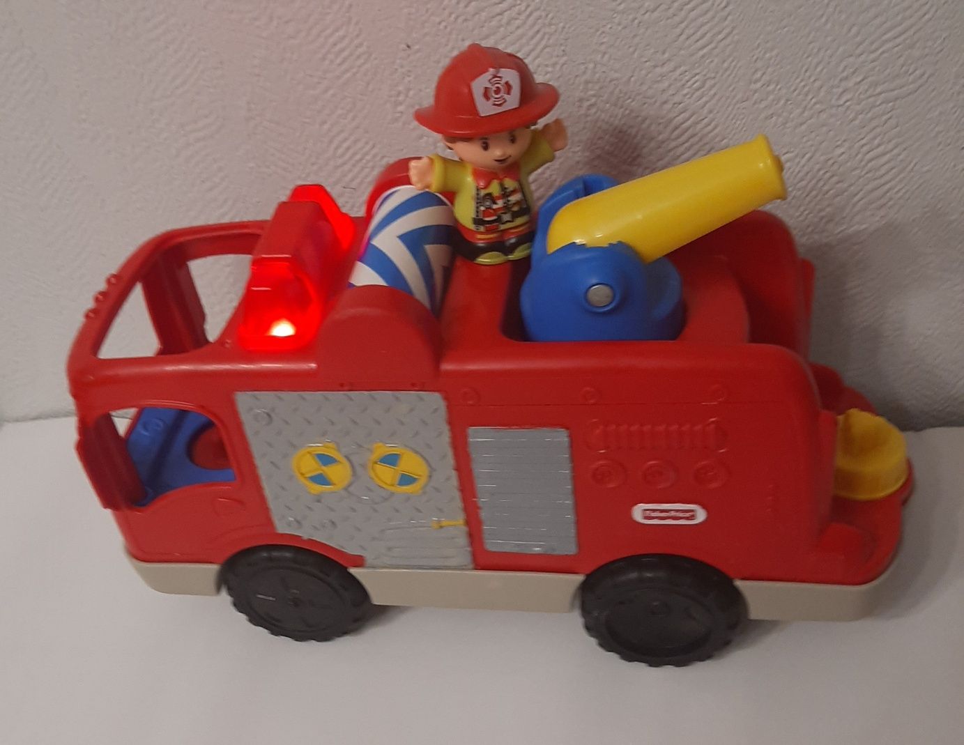 Пожарная машина Fisher Price