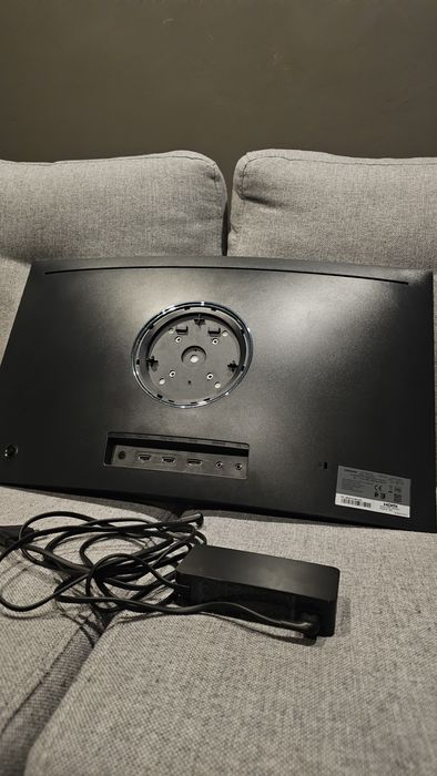 Monitor Samsung C27FG70FQU 27 polegadas curvo 144hz