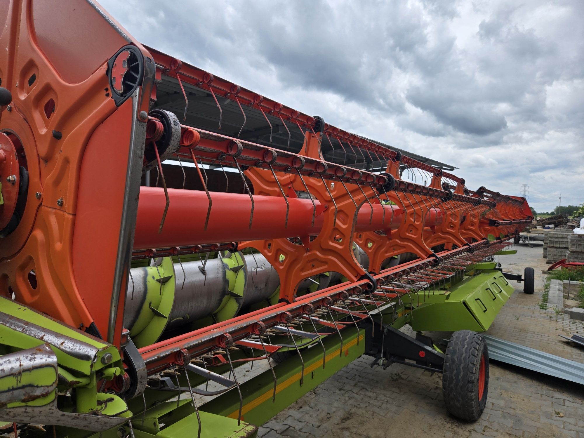 Claas Heder V 1230 ,  14 rok ,Wózek John